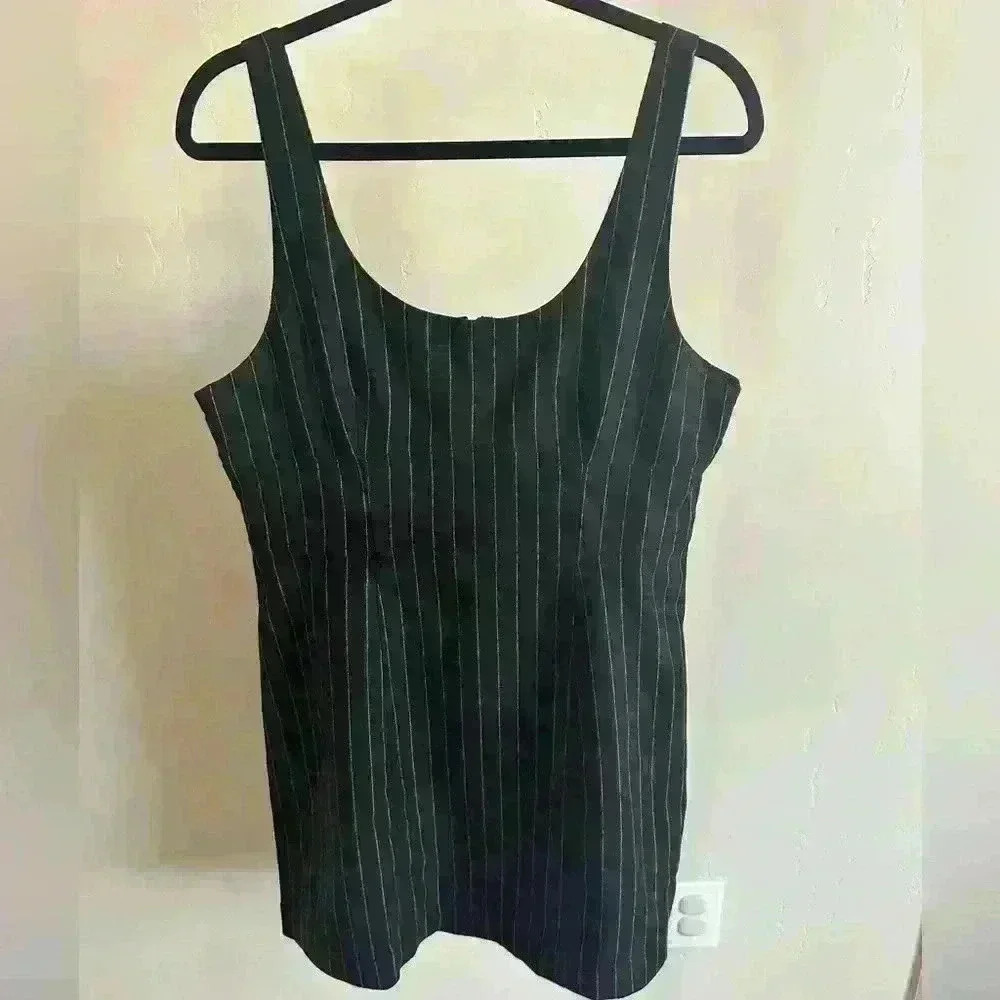 Madewell Wool-Blend Mini Dress in Pinstripe Size 10 - Picture 4 of 13